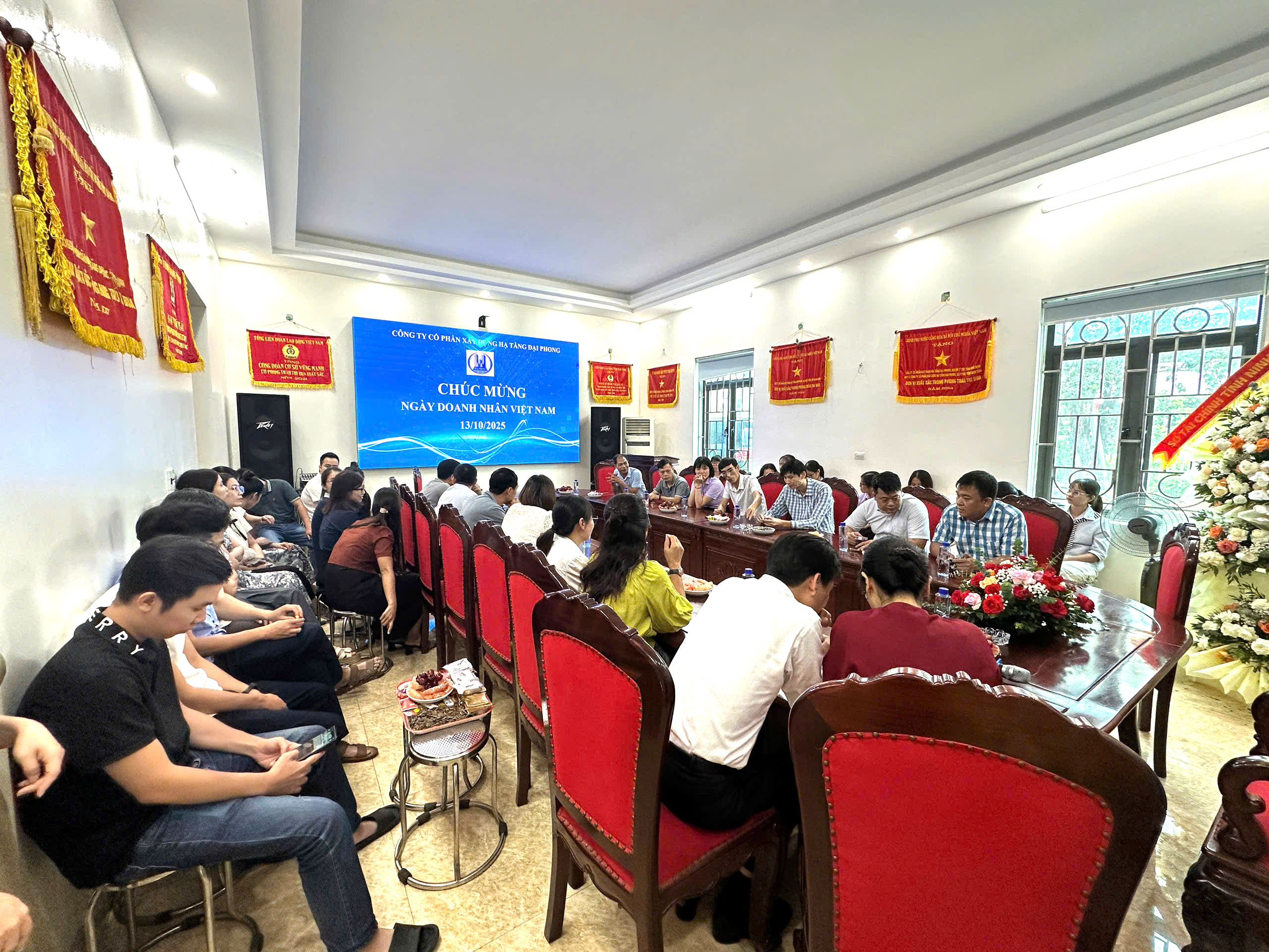 congtycpxdhtdaiphongmungngaydoanhnhanvn