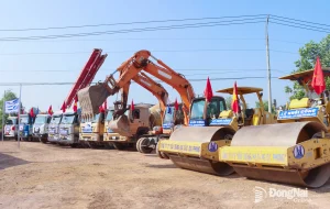 Nhà thầu chuẩn bị đầy đủ trang thiết bị, máy móc để triển khai thực hiện dự án theo kế hoạch.